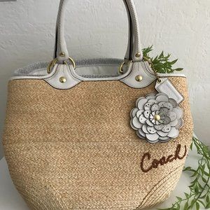 Gorgeous Coach Natural Straw Tote Bag